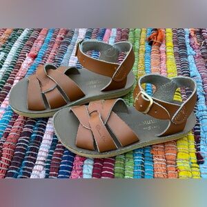 EUC Salt Water Sandals "Swimmer" Tan Leather Toddler sz 9 by Hoy